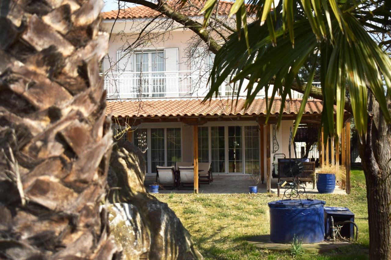 Villa Close To The Beach Ormos Panagias Eksteriør billede